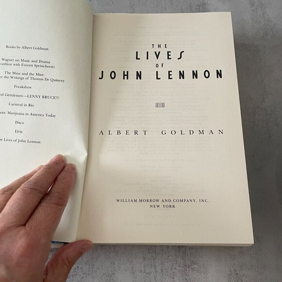 The Lives of John Lennon Albert Goldman Hardcover First Edition ISBN: 0688047211 - Picture 11 of 12